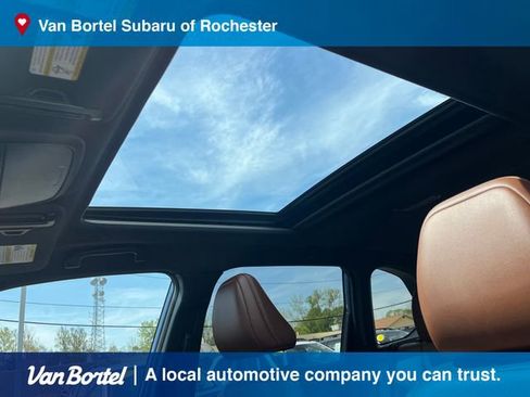 Used 2025 Subaru Forester Touring AWD/4WD image 14