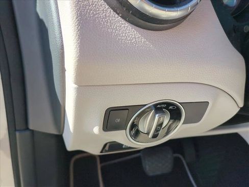 Used 2016 Mercedes-Benz CLA 250 image 13