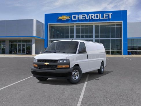 New 2025 Chevrolet Express 3500 Extended w/ Driver Convenience Package image 8