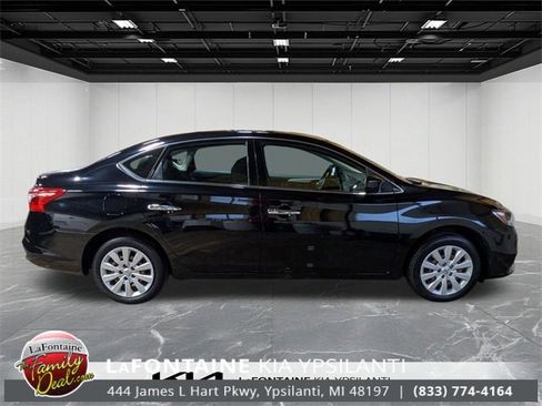 Used 2019 Nissan Sentra S image 6