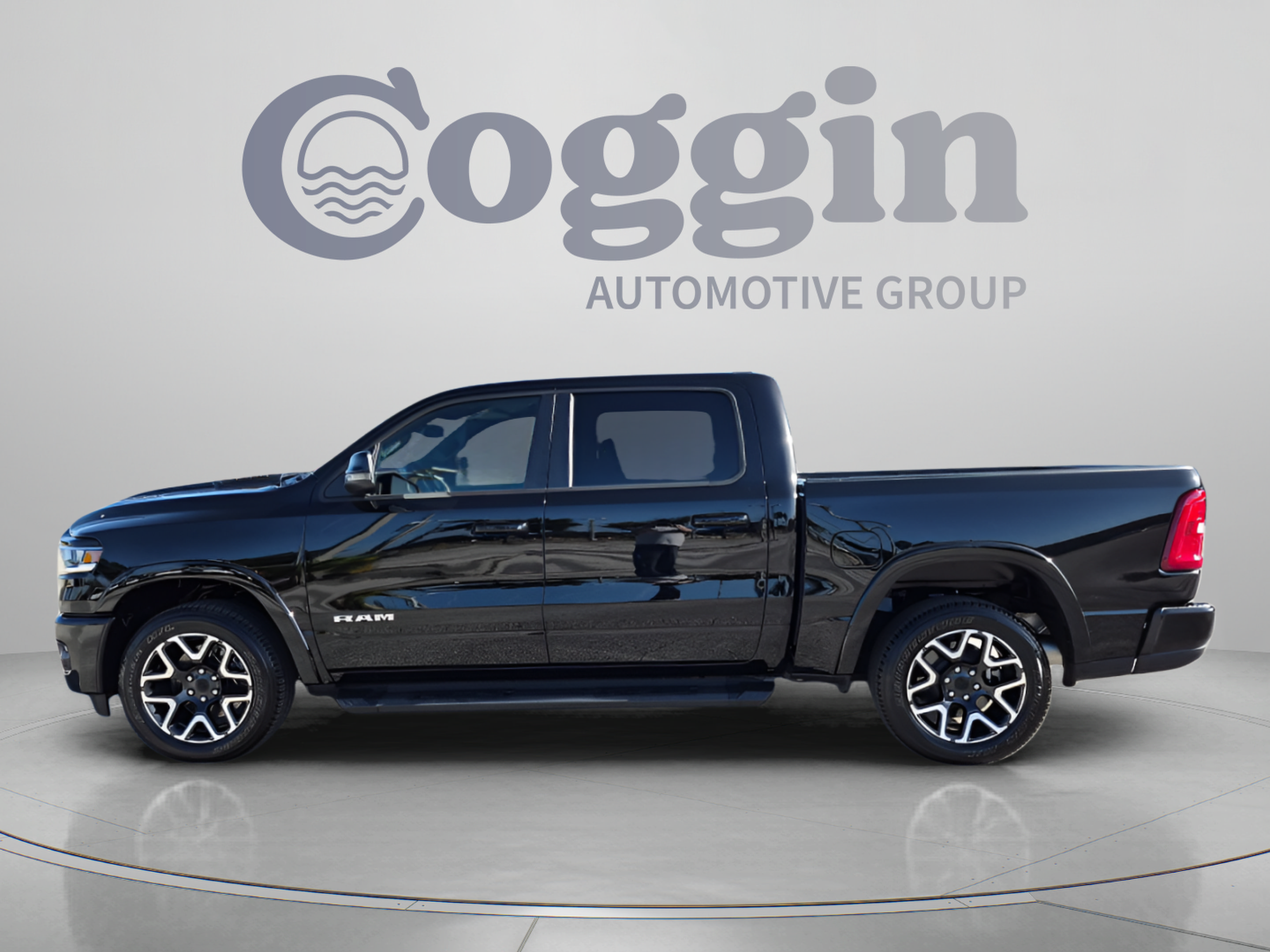 Used 2026 RAM 1500 Laramie w/ Sport Appearance Package RWD image 3