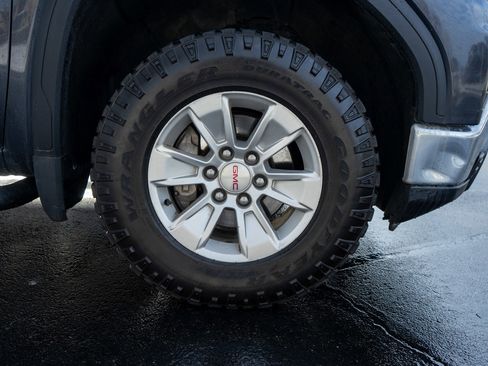 Used 2023 GMC Sierra 1500 SLE image 10