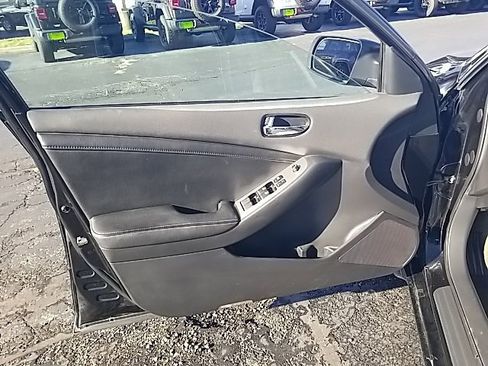 Used 2012 Nissan Altima 2.5 SL w/ 2.5SL Pkg image 10