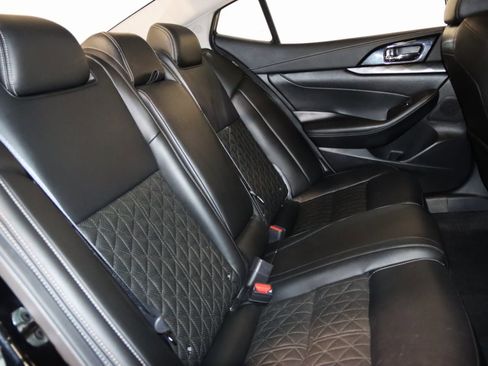 Used 2023 Nissan Maxima Platinum image 64