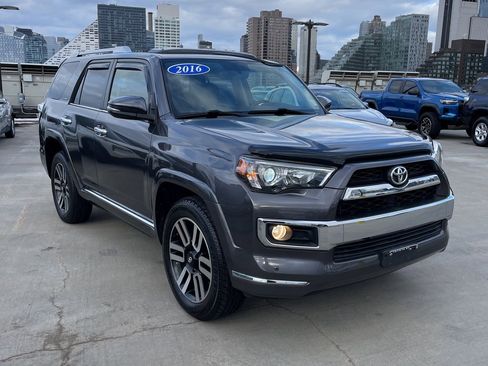Used 2016 Toyota 4Runner Limited image 7