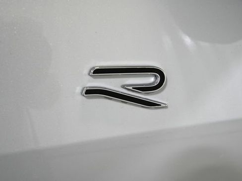 New 2026 Volkswagen Tiguan SE R-Line AWD/4WD image 18