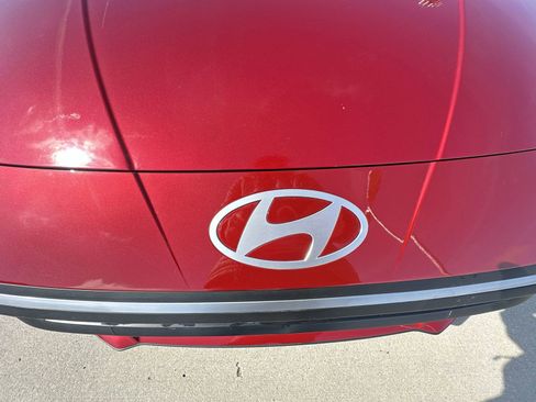 Used 2025 Hyundai Elantra Sport image 29