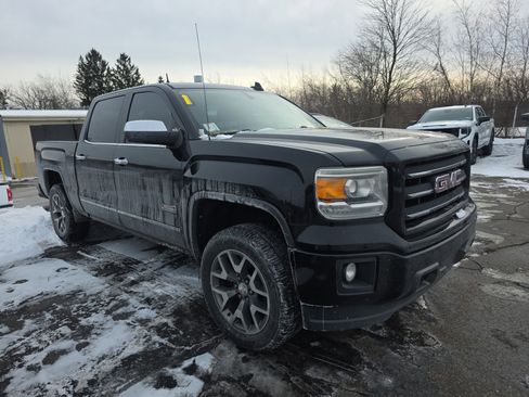 Used 2015 GMC Sierra 1500 SLE w/ All-Terrain Package image 1