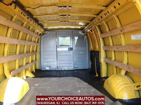 Used 2017 GMC Savana 2500 Extended image 26