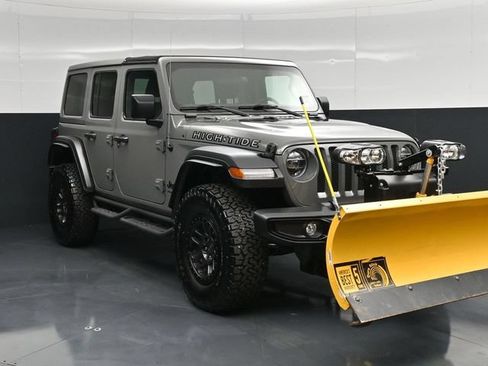 Used 2022 Jeep Wrangler Unlimited Sport AWD/4WD image 5