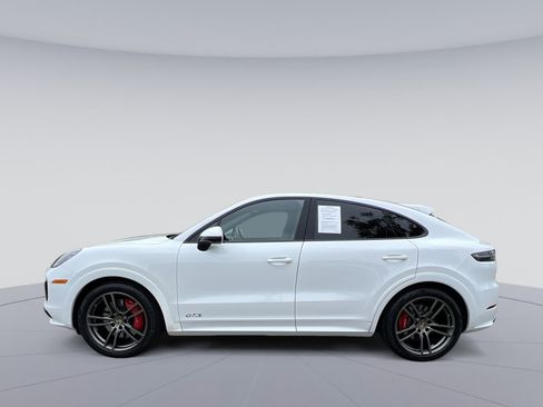 Used 2021 Porsche Cayenne GTS AWD/4WD image 10