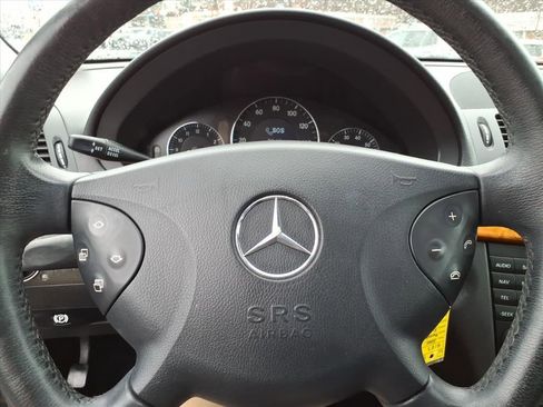 Used 2005 Mercedes-Benz E 320 3.2L image 18