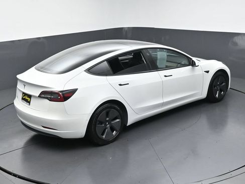 Used 2021 Tesla Model 3 Standard Range Plus RWD image 39