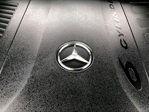 Used 2026 Mercedes-Benz GLS 450 4MATIC image 30