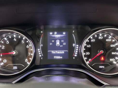 Used 2020 Jeep Compass Sport image 13