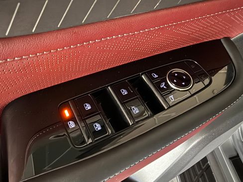 Used 2025 INFINITI QX80 Autograph w/ Autograph Exterior Package image 12