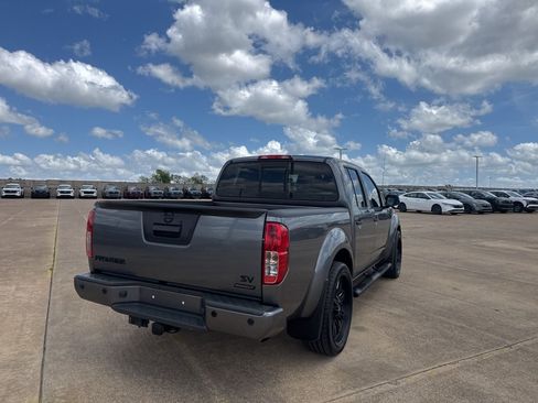 Used 2020 Nissan Frontier SV w/ Midnight Edition Floor Mats image 23