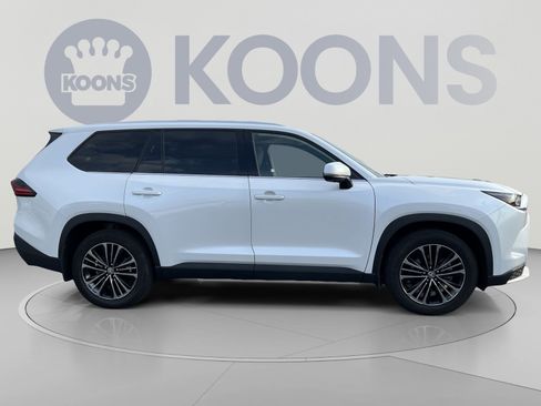 Used 2026 Toyota Grand Highlander AWD Hybrid image 8