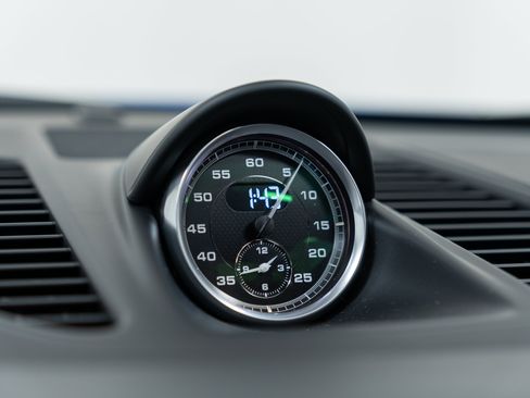 Certified 2016 Porsche 911 Carrera GTS RWD image 30