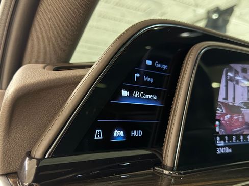 Used 2021 Cadillac Escalade Sport AWD/4WD image 14