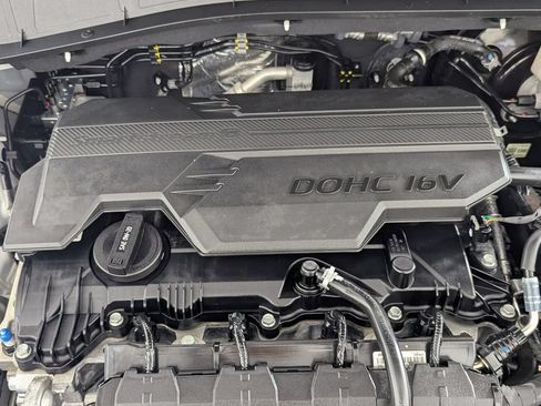 Certified 2025 Hyundai Kona SEL FWD image 11