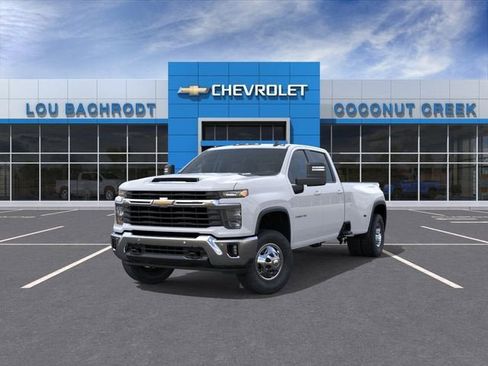 New 2026 Chevrolet Silverado 3500 LT w/ Safety Package AWD/4WD image 8