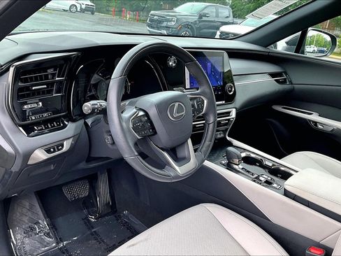 Used 2023 Lexus RX 350 Premium w/ Accessory Package AWD/4WD image 12