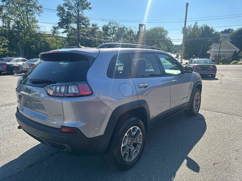 Used 2021 Jeep Cherokee Trailhawk AWD/4WD image 9