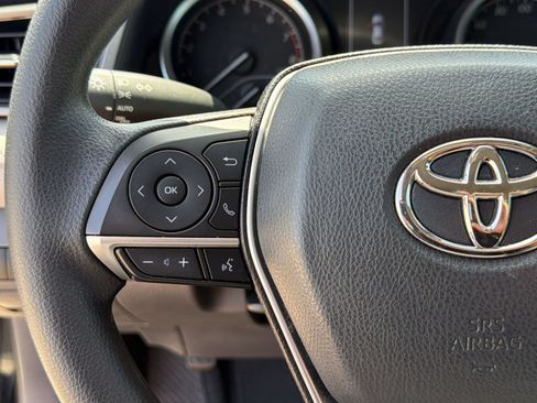 Used 2022 Toyota Camry LE FWD image 16