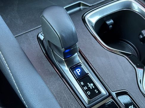 Used 2025 Lexus RX 350h w/ Convenience Package image 24