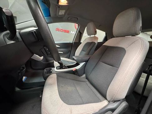 Used 2020 Chevrolet Bolt LT image 9