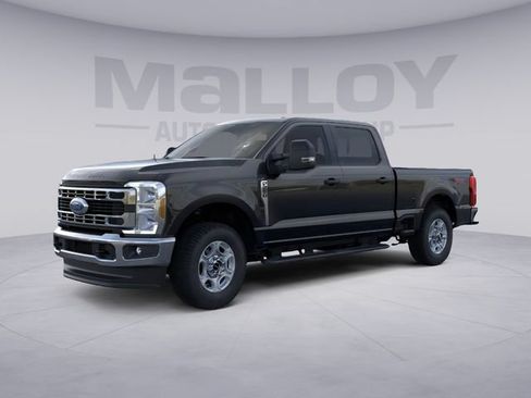 New 2026 Ford F250 XLT w/ FX4 Off-Road Package AWD/4WD image 1