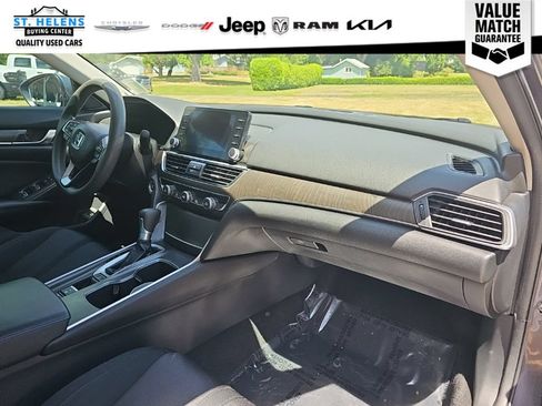 Used 2018 Honda Accord EX image 30