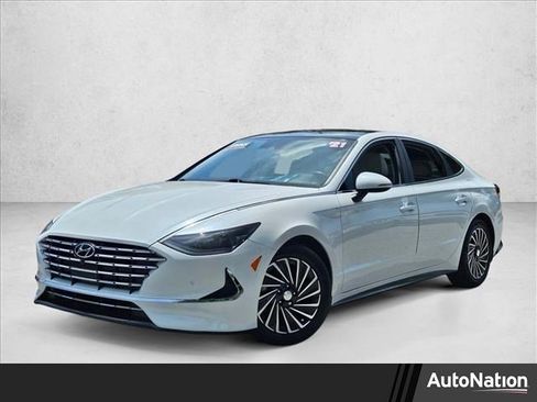 Used 2021 Hyundai Sonata Limited FWD image 1
