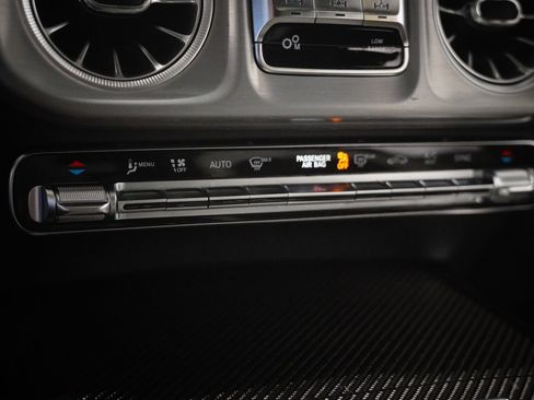 Certified 2025 Mercedes-Benz G 63 AMG 4MATIC image 30