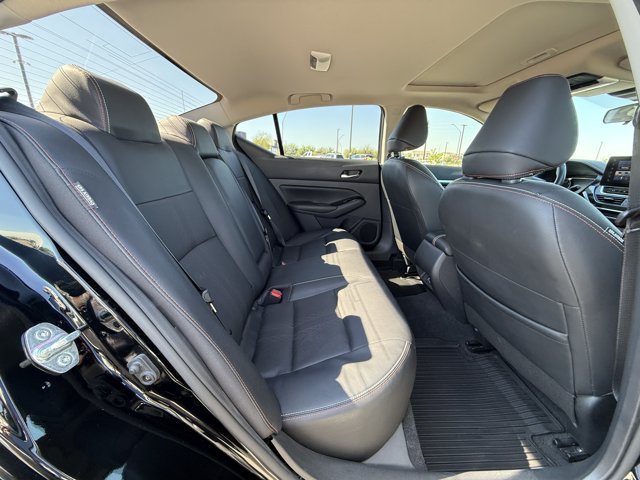 Used 2024 Nissan Altima 2.5 SR w/ SR Premium Package FWD image 24