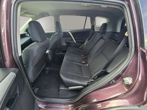 Used 2016 Toyota RAV4 LE AWD/4WD image 11