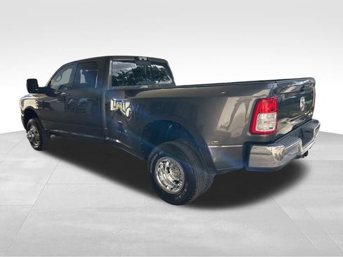 Used 2023 RAM 3500 Tradesman image 4