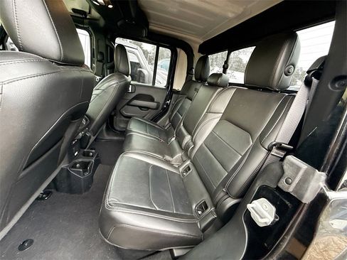 Used 2021 Jeep Gladiator Overland w/ Popular Equipment Package image 26