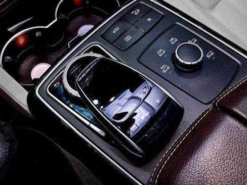 Used 2019 Mercedes-Benz GLS 450 4MATIC w/ Premium 1 Package image 30