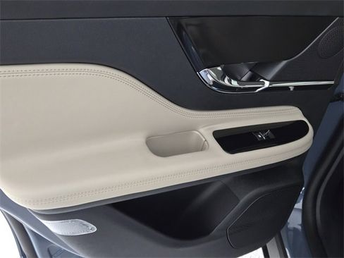 New 2026 Lincoln Corsair Grand Touring image 21