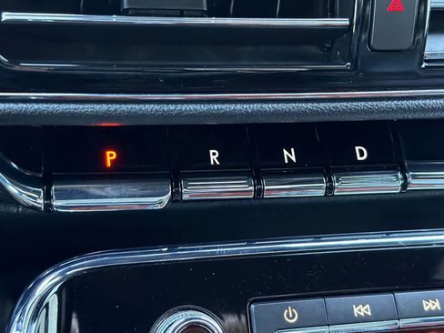 Used 2022 Lincoln Navigator L Reserve image 24