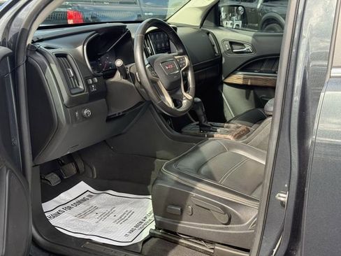 Used 2021 GMC Canyon Denali RWD image 12