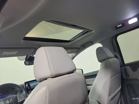 Used 2023 Honda Odyssey EX-L image 25