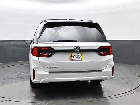 Used 2025 Honda Odyssey EX-L image 6