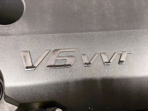 Used 2023 Buick Enclave Essence image 31