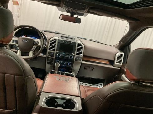 Used 2018 Ford F150 King Ranch w/ Equipment Group 601A Luxury AWD/4WD image 27