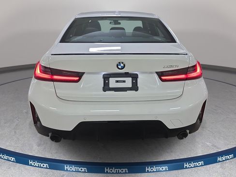 Used 2026 BMW 330i Sedan w/ M Sport Package RWD image 8