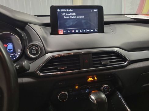 Used 2018 MAZDA CX-9 Touring AWD/4WD image 15