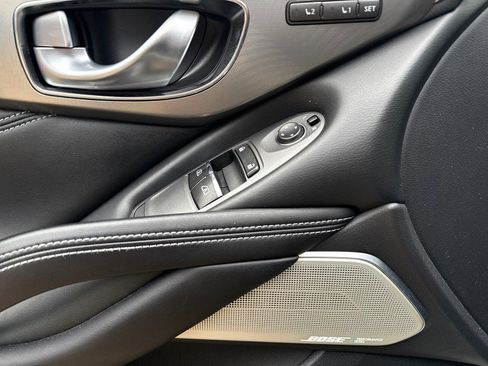 Used 2018 INFINITI Q60 3.0t Luxe w/ Sensory Package 3.0T Luxe image 11